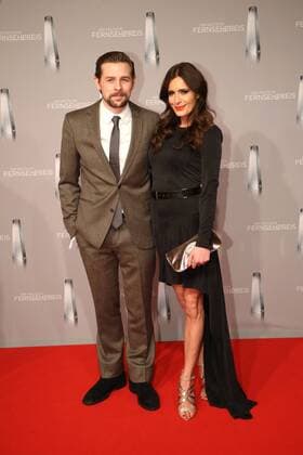 Klaas Heufer-Umlauf und Doris Golpashin bei der Verleihung Deutscher Fernsehpreis am 02.02.17 in Düsseldorf Deutscher Fernsehpreis Verleihung 2017 in Duesseldorf 