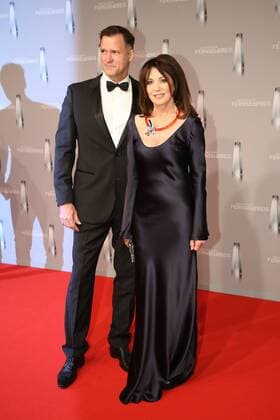 Iris Berben und Heiko Kiesow bei der Verleihung Deutscher Fernsehpreis am 02.02.17 in Düsseldorf Deutscher Fernsehpreis Verleihung 2017 in Duesseldorf 