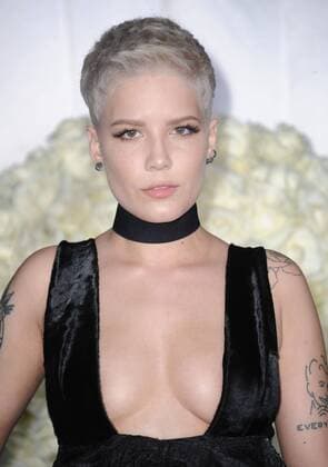 February 2, 2017 - Hollywood, California, U.S. - Halsey. attends the Los Angeles Premiere of Fifty Shades Darker held at the Theater at Ace Hotel in Los Angeles, California on February 2, 2017. 2017. Hollywood U.S. - ZUMAl86_ 20170202_zaf_l86_047 Copyright: xDavexLongendykex