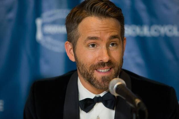 Actor Ryan Reynolds answers questions from reporters after being awarded the Harvard University Hasty Pudding Theatricals 2017 Man of the Year inside Farkas Hall in Cambridge, Massachusetts on February 3, 2017.  BOS20170203007 MATTHEWxHEALEY