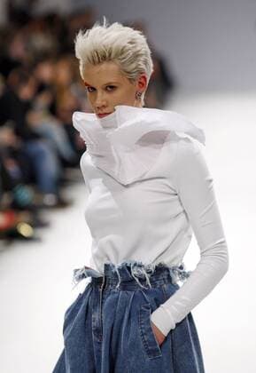 February 4, 2017 - Kiev, Ukraine - A model presents a creation by Ukrainian designer BOBKOVA, during the Ukrainian Fashion Week in Kiev, Ukraine, on 04 February 2017. The fashion event presents Fall Winter 2017 18 collections by Ukrainian and International designers,from 4 to 8 February. Kiev Ukraine - ZUMAg194 20170204_zap_g194_022 Copyright: xSergxGlovnyx