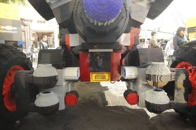 Lego Batmobile THE LEGO BATMAN MOVIE FILM PREMIERE Los Angeles Patrick Rideaux PicturePerfect