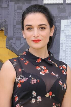 February 4, 2017 - Westwood, CA, United States - 04 February 2017 - Westwood, California - Jenny Slate. Premiere of Warner Bros. Pictures The LEGO Batman Movie held at the Regency Village Theater. Photo Credit: AdMedia Westwood United States - ZUMAa123 20170204_zaa_a123_309 Copyright: xBirdiexThompsonx