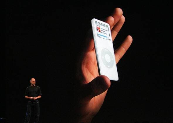 Sept. 7, 2005 - San Francisco, California, U.S. - Apple CEO STEVE JOBS introduces the new IPOD Nano. The new iPod, called the Nano, replaces the iPod Mini. In contrast with the Mini, which is hard drive-based, the Nano relies on flash memory, making it lighter and more energy-efficient. About the width of a number 2 pencil, the Nano weighs about 1.5 ounces and will fit into a breast pocket. Apple says it can store up to 1,000 songs or 25,000 photos. - ZUMAk45_ 20050907_pod_k45_021 Copyright: xKristaxKennellx