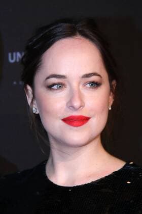 Dakota Johnson bei der Fifty Shades of Grey - Gefährliche Liebe Film Premiere am 7.02.2017 in Hamburg Fifty Shades of Grey- Gefaehrliche Liebe Filmpremiere in Hamburg, 2017 