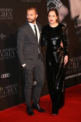 Jamie Dornan und Dakota Johnson bei der Fifty Shades of Grey - Gefährliche Liebe Film Premiere am 7.02.2017 in Hamburg Fifty Shades of Grey- Gefaehrliche Liebe Filmpremiere in Hamburg, 2017 