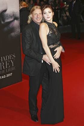 Frank Otto mit Freundin Nathalie Volk bei der Europapremiere des Kinofilms Fifty Shades of Grey - Gefährliche Liebe Fifty Shades Darker im Cinemaxx Dammtor. Hamburg, 07.02.2017 Foto:xH.xHartmannx xFuturexImage