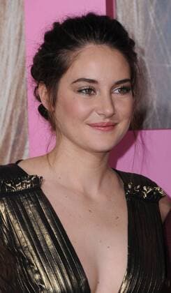 February 7, 2017 - Hollywood, CA, United States - 07 February 2017 - Hollywood, California - Shailene Woodley. Los Angeles Premiere of HBO s limited series Big Little Lies held at the TCL Chinese 6 Theater. Photo Credit: AdMedia Hollywood United States - ZUMAa123 20170207_zaa_a123_190 Copyright: xBirdiexThompsonx