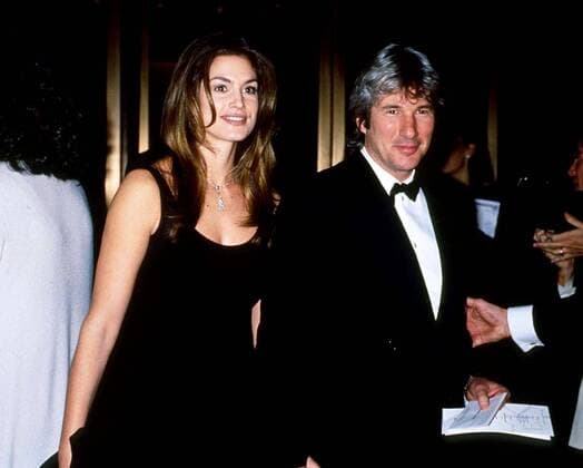 May 11, 2005 - RICHARD GERE WITH CINDY CRAWFORD 1995. 17041.Â - ZUMAg49_ 20050511_gaf_g49_183 Copyright: xRaoulxGatchalianx