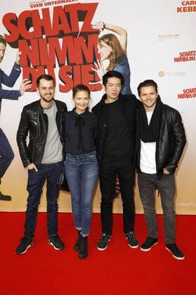 Michael Jassin, Amrei Haardt, Yung Ngo und Bejo Dohmen bei der Premiere des Kinofilms Schatz, nimm Du sie! im Cineplex. Köln, 07.02.2017 Foto:xC.xHardtx xFuturexImage