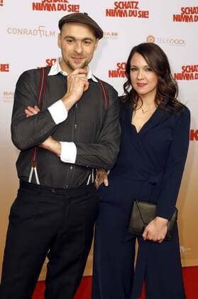 Max Mutzke und Carolin Kebekus bei der Premiere des Kinofilms Schatz, nimm Du sie! im Cineplex. Köln, 07.02.2017 Foto:xC.xHardtx xFuturexImage