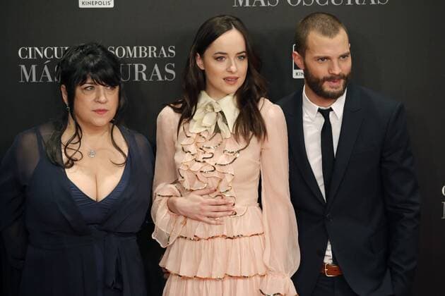 From left to right: British writter Erika Leonard Mitchell, US actress Dakota Johnson and British actor Jamie Dorman pose at their arrival to the presentation of Fifty Shades Darker held at Kinepolis cinema of Madrid, Spain on 08 February 2017. The film will screen upcoming 10 February. PRESENTATION OF FIFTY SHADES DARKER !ACHTUNG: NUR REDAKTIONELLE NUTZUNG!  Copyright: xJuanJoxMartínx 20170208-636221861104460068