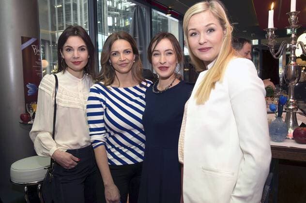 Nadine Warmuth, Rebecca Immanuel, Maike von Bremen und Judith Hoersch beim Blaue Blume Award 2017 im Historischen Frühstückssaal im Sony Center am Potsdamer Platz. Berlin, 08.02.2017 Foto:xK.xWernerx xFuturexImage