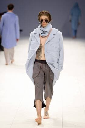February 8, 2017 - Kiev, Ukraine - A model presents a creation by Ukrainian designer Nikita Melenevskiy during the Ukrainian Fashion Week FW 2017 18, at Mystetskyi Arsenal in Kiev, Ukraine, 08 February 2017. The event presents Autumn-Winter 2017 18 collections by Ukrainian and International designers, from 4 to 8 February Kiev Ukraine  - ZUMAn230 20170208_zaa_n230_449 Copyright: xStrx