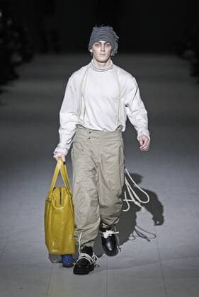February 8, 2017 - Kiev, Ukraine - A model presents a creation by Ukrainian brand Komashnya during the Ukrainian Fashion Week FW 2017 18, at Mystetskyi Arsenal in Kiev, Ukraine, 08 February 2017. The event presents Autumn-Winter 2017 18 collections by Ukrainian and International designers, from 4 to 8 February Kiev Ukraine  - ZUMAn230 20170208_zaa_n230_453 Copyright: xStrx