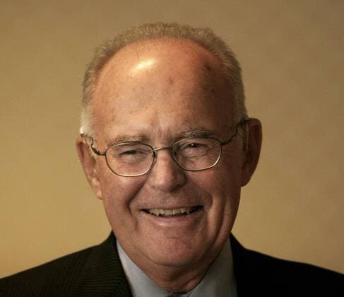March 10, 2005 - U.S. - KRT BUSINESS STORY SLUGGED: CPT-MOORESLAW KRT PHOTOGRAPH BY DAI SUGANO SAN JOSE MERCURY NEWS (April 15) Intel co-founder Gordon Moore. (lde) 2005 - ZUMAm67_ 20050310_baf_m67_150 Copyright: xSanxJosexMercuryxNewsx