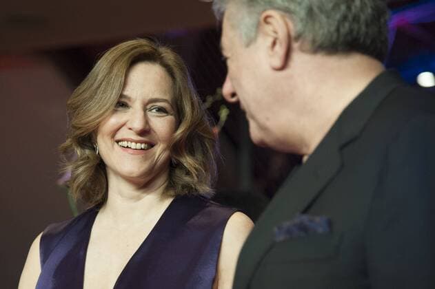 67. Berlinale - Premiere Eröffnungsfilm Django Schauspielerin Martina Gedeck und Begleitung anlässlich der Eröffnung der 67. Berlinale mit dem Film DJANGO snapshot-photography K.M.Krause