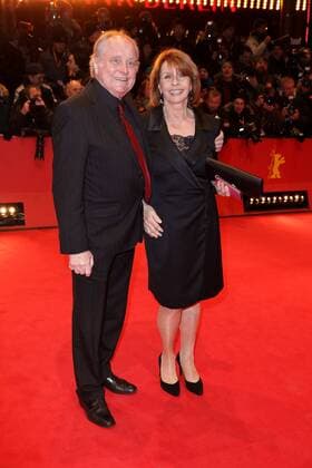 67. Berlinale - Premiere Eröffnungsfilm Django Senta Berger und Michael Verhoeven bei der Eroeffnung der 67. Berlinale mit der Premiere von Django am 9.02.2017 in Berlin Berlinale 2017 Opening und Django Premiere in Berlin, 2017 
