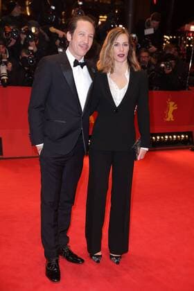 67. Berlinale - Premiere Eröffnungsfilm Django Reda Kateb und Cecile de France, die beiden Schauspieler bei der Eroeffnung der 67. Berlinale mit der Premiere von Django am 9.02.2017 in Berlin Berlinale 2017 Opening und Django Premiere in Berlin, 2017 