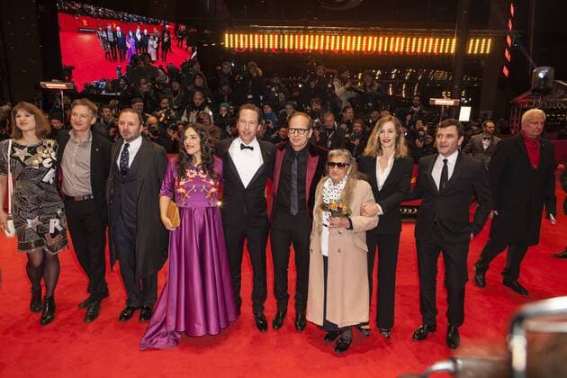 Django Besetzung auf der Berlinale 2017 Pascaline Chavanne, Jan Henrik Stahlberg, Produzent Marc Misson, Beata Palya, Reda Kateb, Regisseur Etienne Comar, Bim Bam Merstein, Cecile de France, Alex Brandemuh auf der Auftakt zu Berlinale für den Film Django am 9.02.2017 in Berlin