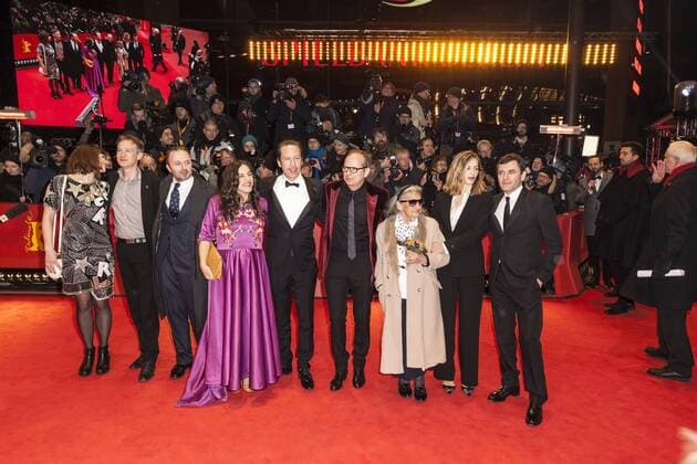 67. Berlinale - Premiere Eröffnungsfilm Django Django Besetzung auf der Berlinale 2017 Pascaline Chavanne, Jan Henrik Stahlberg, Produzent Marc Misson, Beata Palya, Reda Kateb, Regisseur Etienne Comar, Bim Bam Merstein, Cecile de France, Alex Brandemuh auf der Auftakt zu Berlinale für den Film Django am 9.02.2017 in Berlin