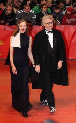 67. Berlinale - Premiere Eröffnungsfilm Django Eröffnung der 67.Berlinale in Berlin Berlinale Palast - Wim Wenders und Frau Donata 67. Berlinale