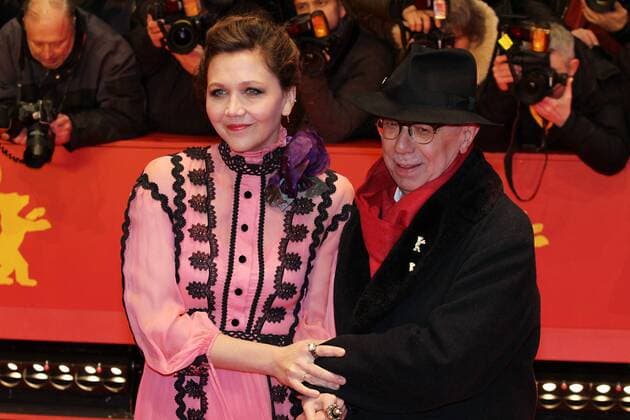 67. Berlinale - Premiere Eröffnungsfilm Django Eröffnung der 67.Berlinale in Berlin Berlinale Palast - Maggie Gyllenhaal und Dieter Kosslick 67. Berlinale