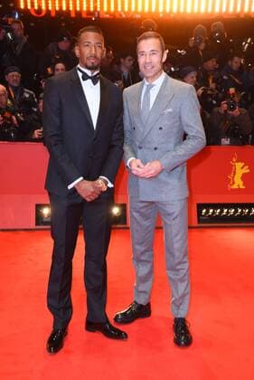 67. Berlinale - Premiere Eröffnungsfilm Django Jerome Boateng, Kai Pflaume 67. Internationale Filmfestspiele Berlin (Berlinale) -Eröffnungsgala im Berlinale Palast am Potsdamer Platz in Berlin am 09.02.2017