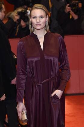 67. Berlinale - Premiere Eröffnungsfilm Django Rosalie Thomass attending the opening ceremony with the Django premiere at the 67th Berlin International Film Festival Berlinale 2017 at Berlinale Palast on February 9, 2017 in Berlin, Germany. Foto:xC.xNiehausx xFuturexImage
