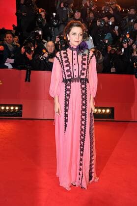 67. Berlinale - Premiere Eröffnungsfilm Django 67th Berlin International Film Festival. Festival Internazionale del Cinema di Berlino. Red Carpet film Django . Pictured: Maggie Gyllenhaal  Copyright: xLennyx xIPAx xPoolxRoma2x