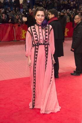 Maggie Gyllenhaal attending the opening ceremony with the Django premiere at the 67th Berlin International Film Festival Berlinale 2017 at Berlinale Palast on February 9, 2017 in Berlin, Germany. Foto:xF.xKernx xFuturexImage