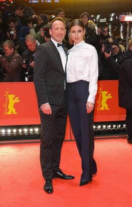 Wotan Wilke Moehring, Cosima Lohse vor dem Berlinale Palast Theater am Potsdamer Platz, Marlene-Dietrich-Platz, Berlin, bei der Premiere zu dem Film - Django - im Rahmen der 67. Berlinale Internationale Filmfestspiele 66th Berlin International Film Festival Berlinale 2016, La Berlinale - Le 66e festival international du film de Berlin. Copyright imago stock&people GmbH Tinkeres Datum: 09.02.2017 Berlinale Django