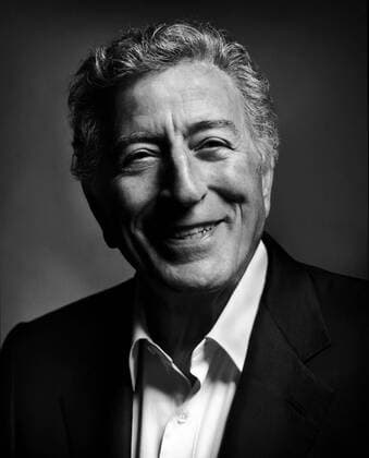 Apr 14, 2005; New York, NY, USA; Singer artist TONY BENNETT in New York. The singer artist is currently exhibiting his latest work at the Catto Gallery in Hampstead, North London under the title A Beautiful World . The paintings, watercolours and sketches capture the ephemeral, the changing of the season, from an autumn mellowed Tuscan hillside to snow covered Central Park. The exhibition is on until April the 24th and prices range from 675 pounds to 45,000. Mandatory  - ZUMAd33_ 20050414_sha_d33_556 Copyright: xBendettoxArtsx