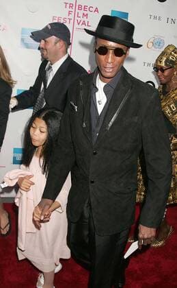 Apr. 20, 2005 - New York, New York, U.S. - K42777RM.THE OPENING NIGHT OF THE TRIBECA FILM FESTIVAL WITH THE PREMIERE OF . THE INTERPRETER ..ZIEGFELD THEATRE, NEW YORK New York..04-19-2005. -RANGERFINDERS- 2005.MICHAEL WRIGHT AND DAUGHTER - ZUMAmk1_ 20050420_gaf_mk1_174 Copyright: xRickxMacklerx