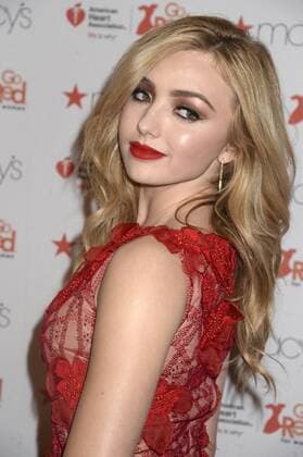 Peyton List bei der American Heart Association s Go Red For Women Red Dress Collection Modenschau im Rahmen der New York Fashion Week im Hammerstein Ballroom. New York, 09.02.2017 Foto:xD.xVanxTinex xFuturexImage
