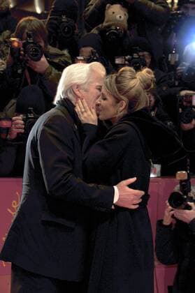 67th Berlin International Film Festival. Festival Internazionale del Cinema di Berlino. Red Carpet film The Dinner . Pictured: Richard Gere, Alejandra Silva  Copyright: xLennyx xIPAx xPoolxRoma2x