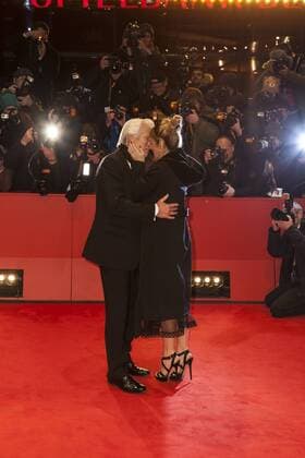Richard Gere und Alejandra Silva auf der Berlinale 2017 Richard Gere und Alejandra Silva auf der Berlinale für den Film The Dinner am 10.02.2017