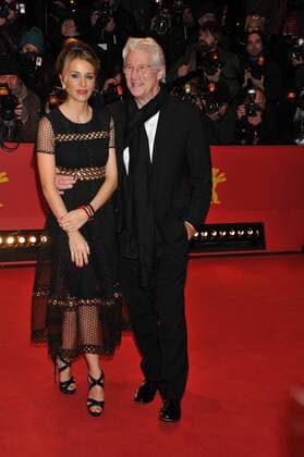 67th Berlin International Film Festival. Festival Internazionale del Cinema di Berlino. Red Carpet film The Dinner . Pictured: Richard Gere, Alejandra Silva  Copyright: xLennyx xIPAx xPoolxRoma2x
