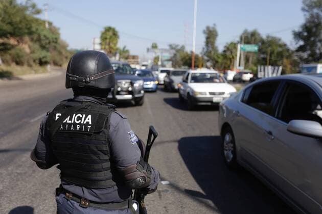 Drogenkrieg in Mexiko: Soldaten töten mutmaßliche Verdächtige February 10, 2017 - Mexico - TEPIC, Nay. Security Seguridad-Nayarit.  - ZUMAu78_ 20170210_zaf_u78_113 Copyright: xElxUniversalx