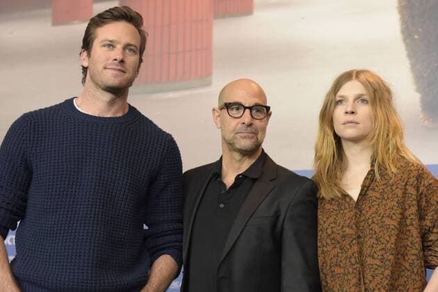 Schauspieler Armie Hammer, Regisseur Stanley Tucci und Schauspielerin Clemence Poesy während der Pressekonferenz zum Film FINAL PORTRAIT anlässlich der 67. Berlinale 67. Internationale Filmfestspiele Berlin