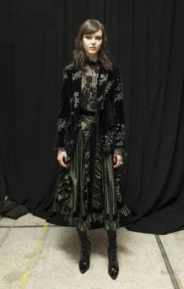 USA: New York Fashion week Fall 2017 Jill Stuart Model shows off dress by Jill Stuart backstage in preparation for presentation during New York Fashion week Fall 2017 at 195 Broadway.  LevxRadin