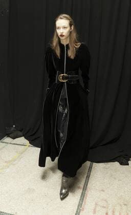 USA: New York Fashion week Fall 2017 Jill Stuart Model shows off dress by Jill Stuart backstage in preparation for presentation during New York Fashion week Fall 2017 at 195 Broadway.  LevxRadin