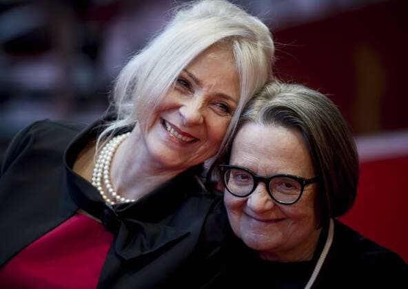 Bilder des Tages February 12, 2017 - Berlin, Germany - Actress Agnieszka Mandat (L) and film director Agnieszka Holland attend the Spoor (Pokot) premiere during the 67th Berlinale International Film Festival Berlin at Berlinale Palace on February 12, 2017 in Berlin, Germany. Berlin Germany  - ZUMAn230 20170212_zaa_n230_249 Copyright: xCoolmediax