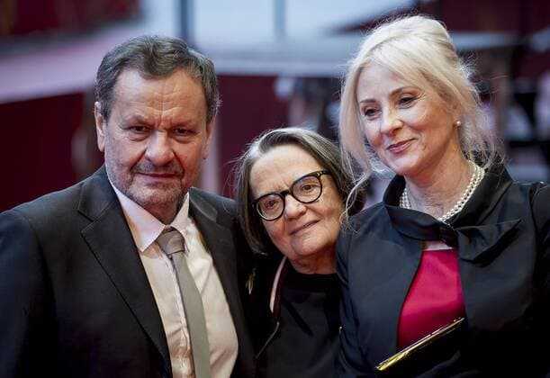 February 12, 2017 - Berlin, Germany - (L-R) Polish actor Miroslav Krobot, Polish director Agnieszka Holland and Polish actress Agnieszka Mandat arrive on the red carpet for the premiere of the film Pokot (Spoor) in competition at the 67th Berlinale film festival in Berlin on February 12, 2017. Berlin Germany  - ZUMAn230 20170212_zaa_n230_252 Copyright: xCoolmediax