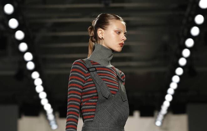 A model walks on the runway at the Verdad FW 17 show at New York Fashion Week at Pier 59 Studios on February 12, 2017 in New York City.  NYP20170212123 JOHNxANGELILLO