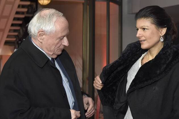 Oskar Lafontaine mit Gattin Sahra Wagenknecht bei der Premiere von Le jeune Karl Marx The Young Karl Marx Der junge Karl Marx auf der Berlinale 2017 67. Internationale Filmfestspiele Berlin im Friedrichstadt-Palast. Berlin, 12.02.2017 Foto:xC.xNiehausx xFuturexImage