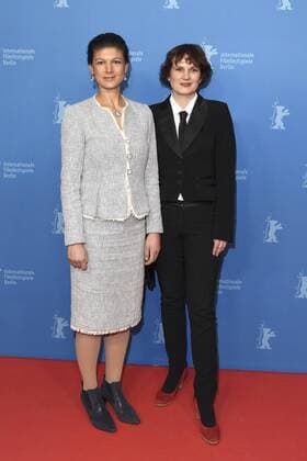 Sahra Wagenknecht und Katja Kipping bei der Premiere von Le jeune Karl Marx The Young Karl Marx Der junge Karl Marx auf der Berlinale 2017 67. Internationale Filmfestspiele Berlin im Friedrichstadt-Palast. Berlin, 12.02.2017 Foto:xC.xNiehausx xFuturexImage