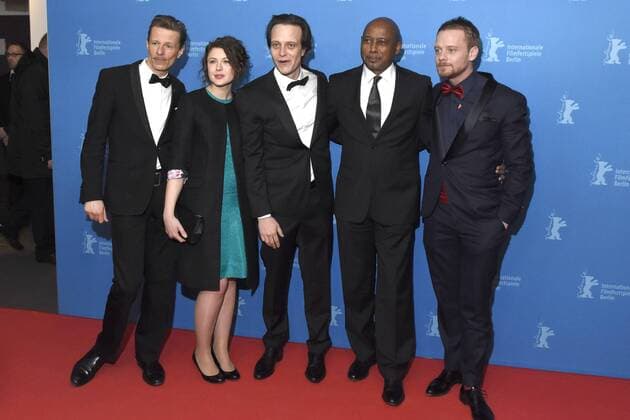 Alexander Scheer, Hannah Steele, August Diehl, Raoul Peck und Stefan Konarske bei der Premiere von Le jeune Karl Marx The Young Karl Marx Der junge Karl Marx auf der Berlinale 2017 67. Internationale Filmfestspiele Berlin im Friedrichstadt-Palast. Berlin, 12.02.2017 Foto:xC.xNiehausx xFuturexImage