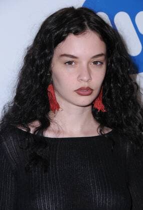 February 12, 2017 - Los Angeles, CA, United States - 12 February 2017 - Los Angeles, California - Sabrina Claudio. Warner Music Group Hosts Annual Grammy Celebration held at Milk Studios. Photo Credit: AdMedia Los Angeles United States - ZUMAa123 20170212_zaa_a123_302 Copyright: xBirdiexThompsonx