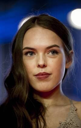 February 13, 2017 - Berlin, Germany - Actress Hanna Karlberg attends the Bright Nights (Helle Naechte) premiere during the 67th Berlinale International Film Festival Berlin at Berlinale Palace on February 13, 2017 in Berlin, Germany. Berlin Germany  - ZUMAn230 20170213_zaa_n230_006 Copyright: xCoolmediax